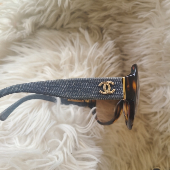Authentic CHANEL Denim CC Sunglasses Havana- Great Condition - Picture 11 of 12